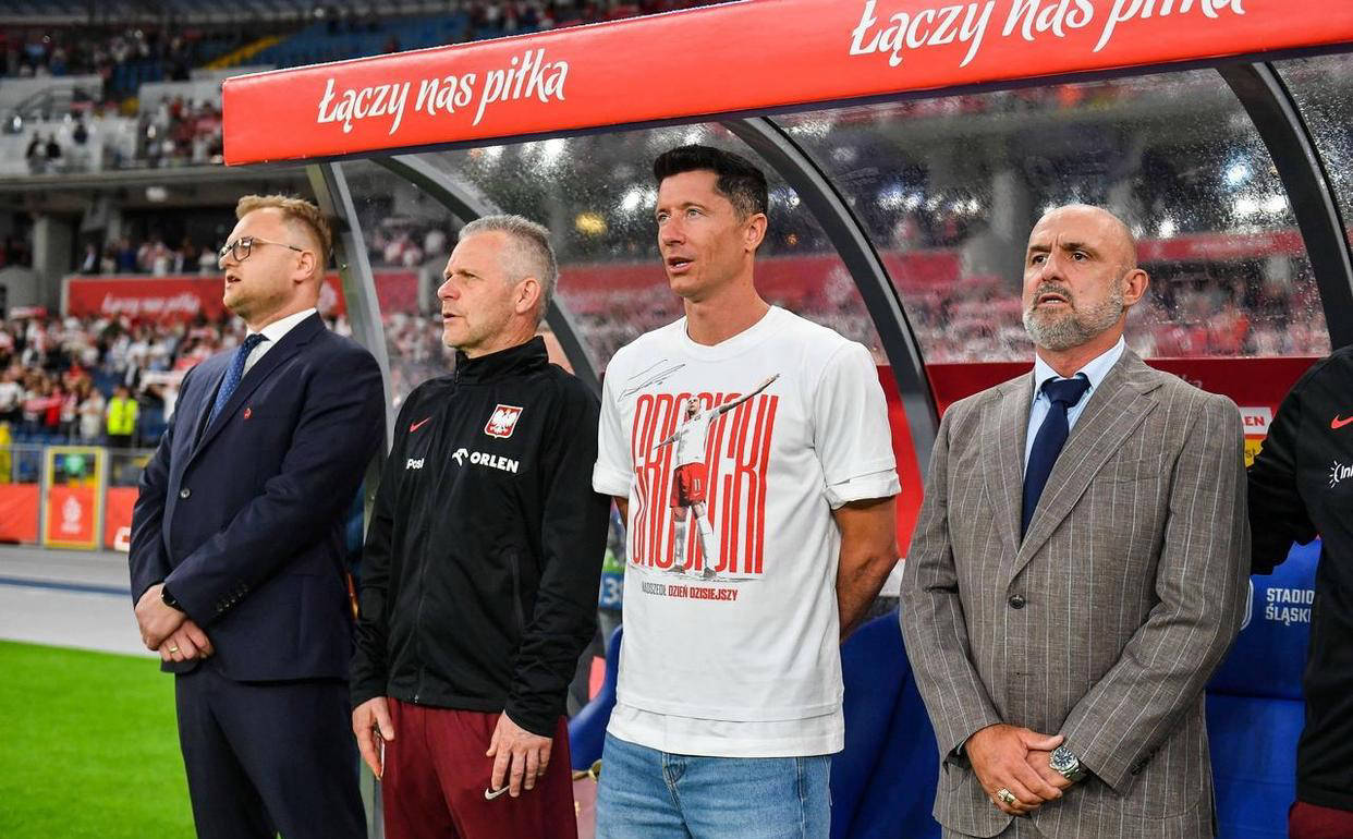 转会期意甲传出新动向，巴塞罗那单刀错失，管理层表态——更衣室稳定，年轻球员得到机会的简单介绍