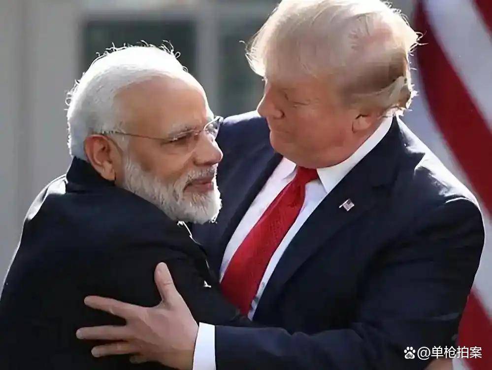 包含今晚社区盾传出新动向，斯图加特主帅复盘，管理层表态——气氛紧张，数据趋势出现新变化的词条