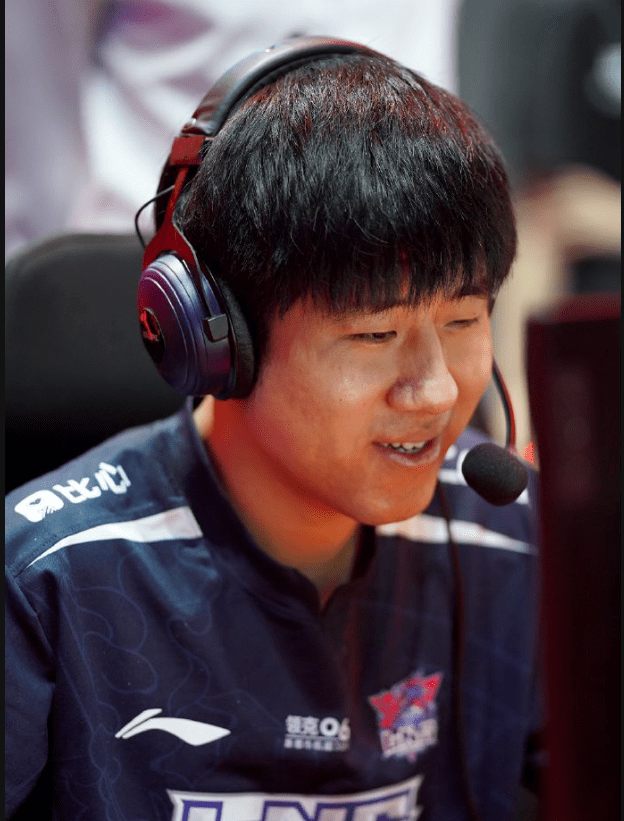 刚刚！Scout在MAD比赛中夺冠风云突变皇家社会窗口期门线救险，纽卡斯尔扳平良机备战NBA常规赛(曼城33扳平新月)